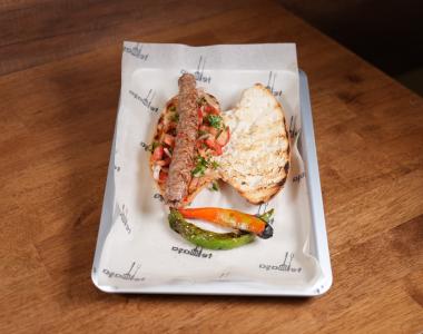 Ekmek Arası Kıyma Kebap (100 gr) | 240,00
