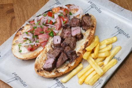 Ekmek Arası Dana Şiş (100 gr) | 280,00