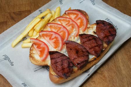 Ekmek Arası Dana Sucuk (100 gr) | 220,00